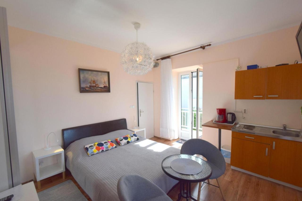 Apartments Margarita Malinska Zewnętrze zdjęcie
